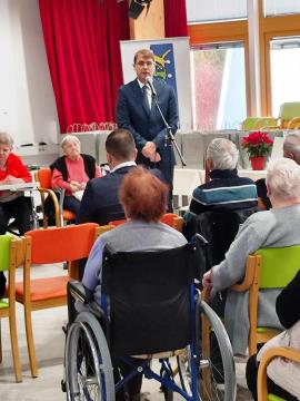 Župan dr. Tomaž Rožen obiskal domove starejših občanov (24)